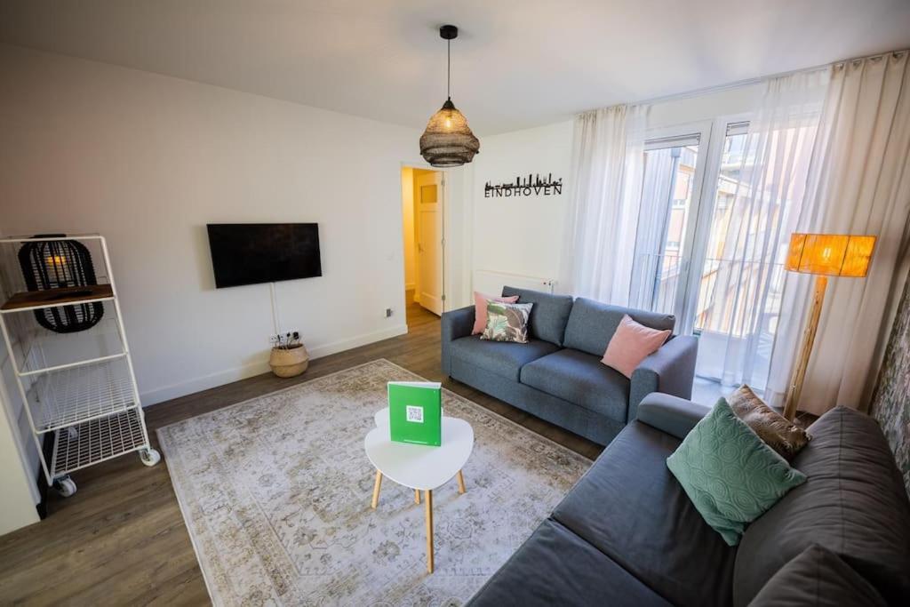 Elegant 2 Bedroom Apartment 75M2 - Sd23G Eindhoven Luaran gambar